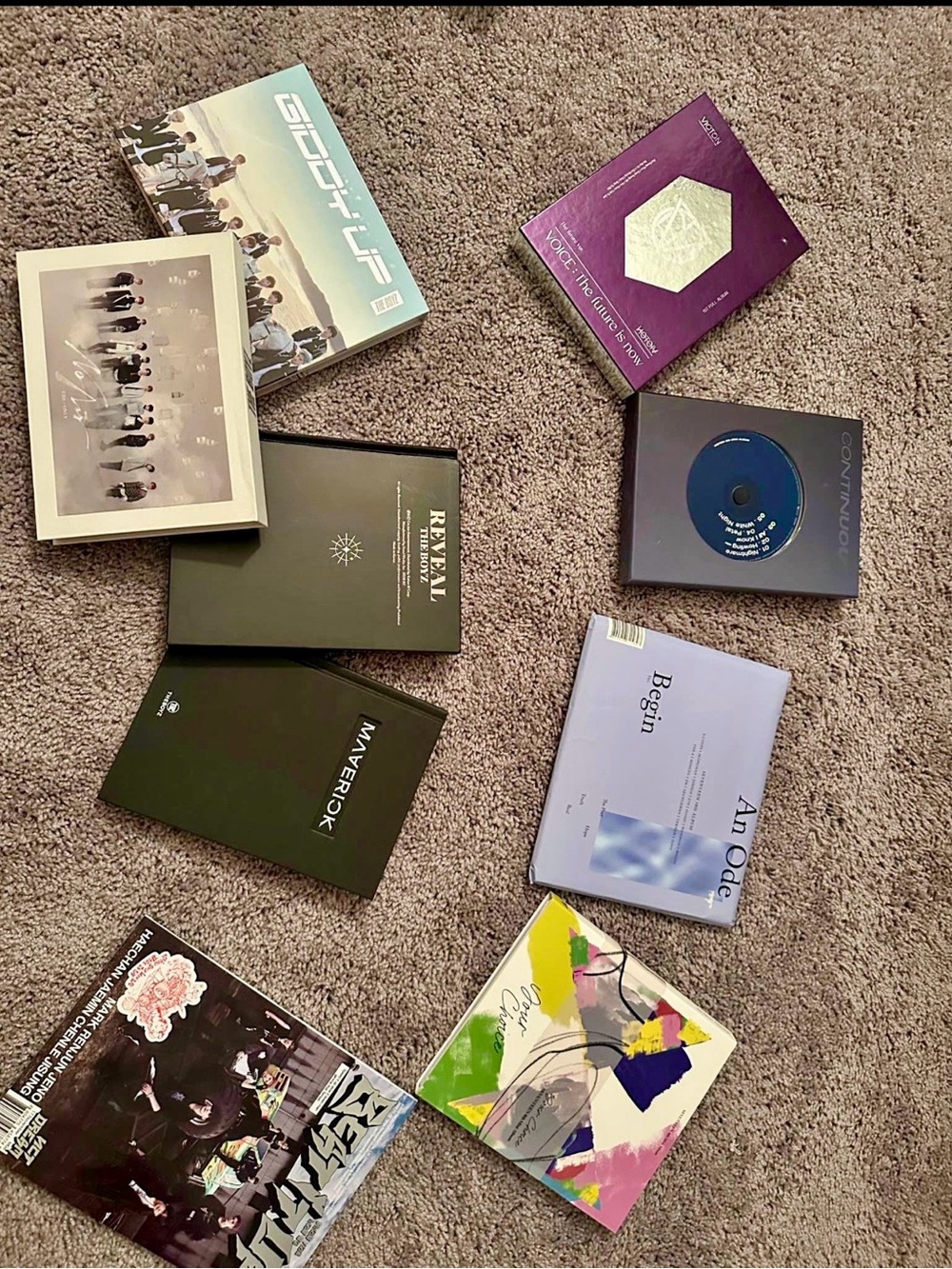 K-Pop Album Collection - Mixed $15 PER album+1 free inclusion!